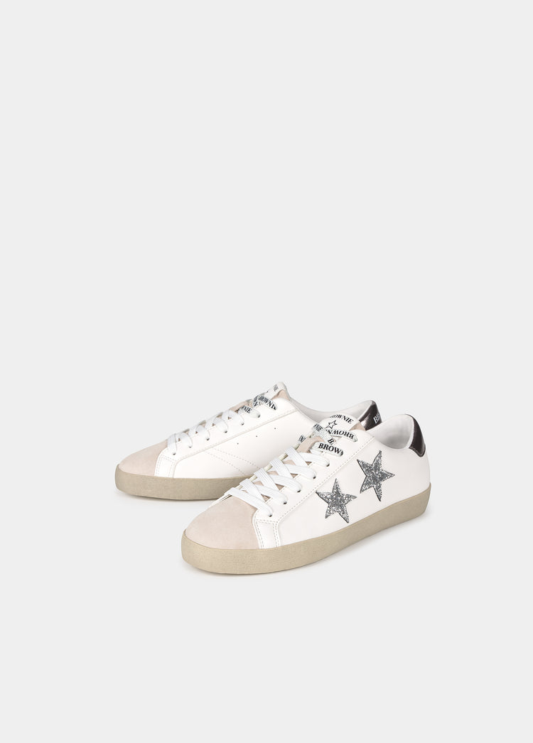Sneaker mit Sternen