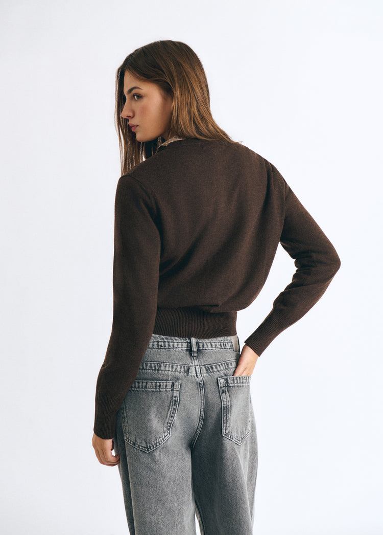 Buttoned knit jacket