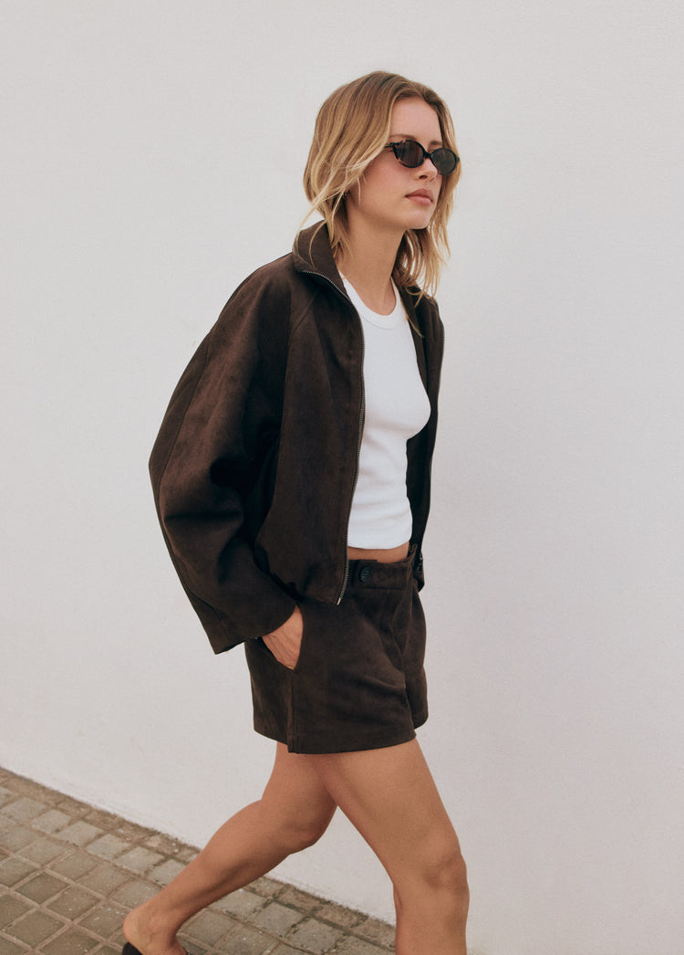 Short efecto ante pinzas