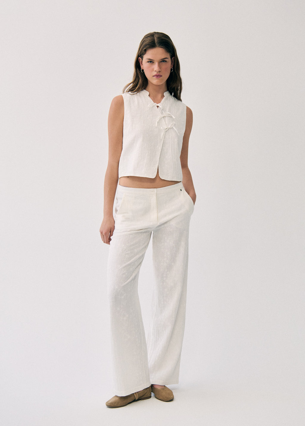 Pantalon droit brodé