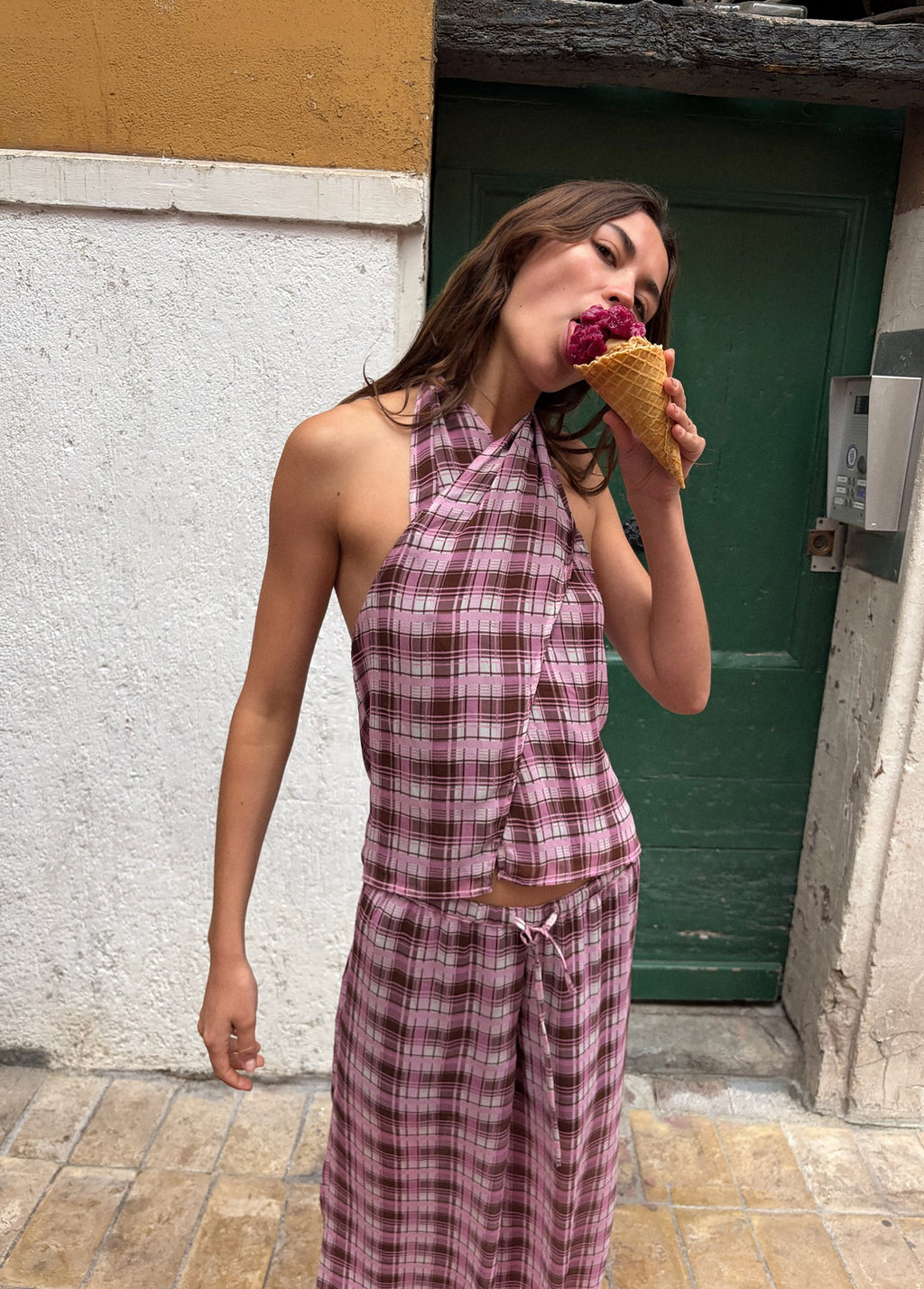 Top halter cuello drapeado