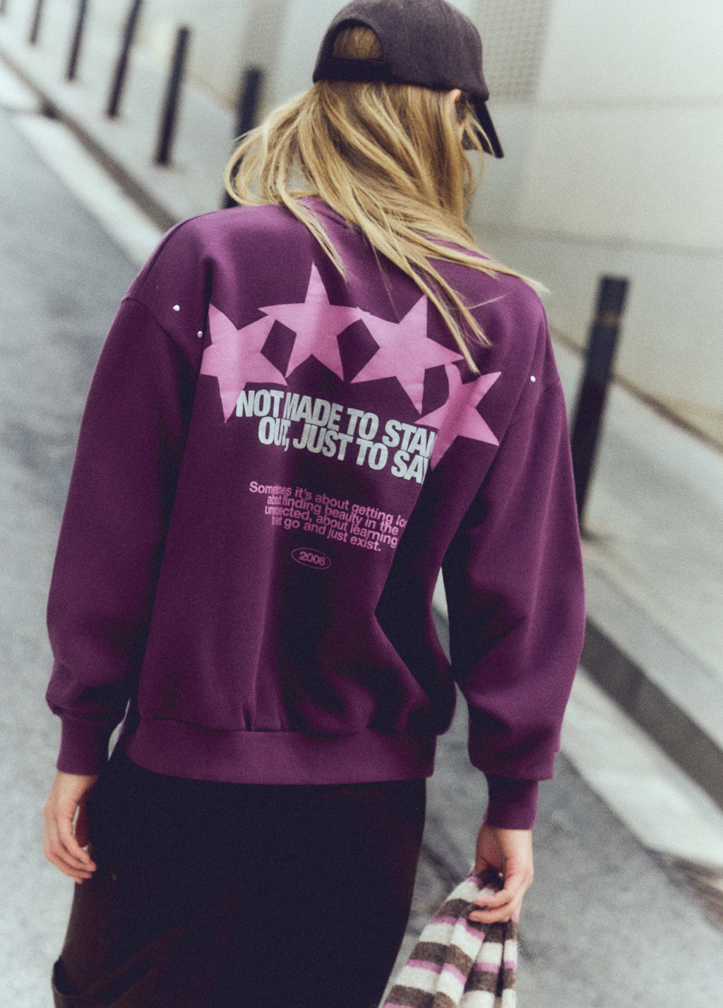 Sweater met sterrenprint en studs