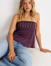 Top bandeau com tachas