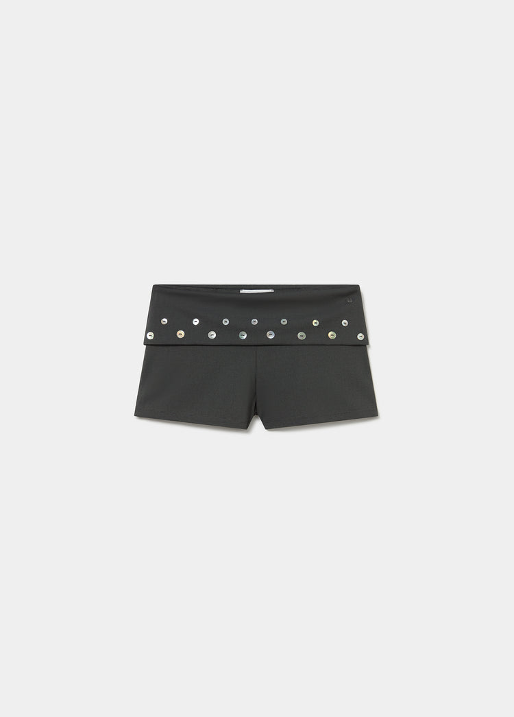 Short con vita a bottoni