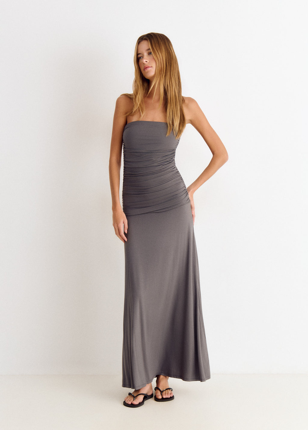 Vestido frunces largo