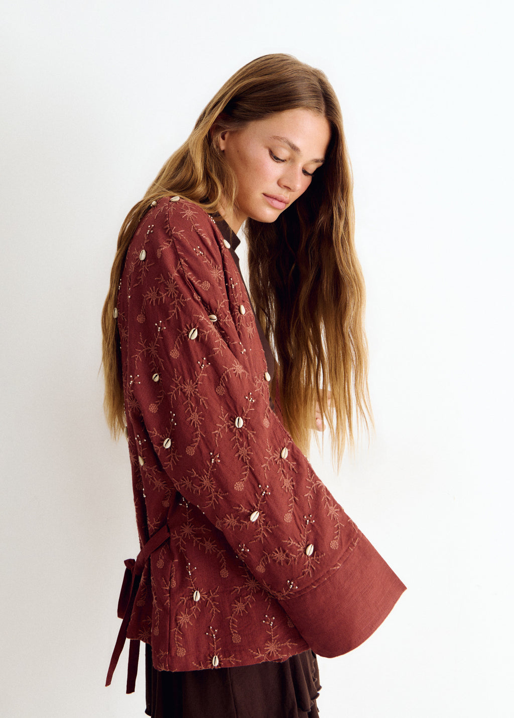 Kaftan jacket with embroidery and beadwork