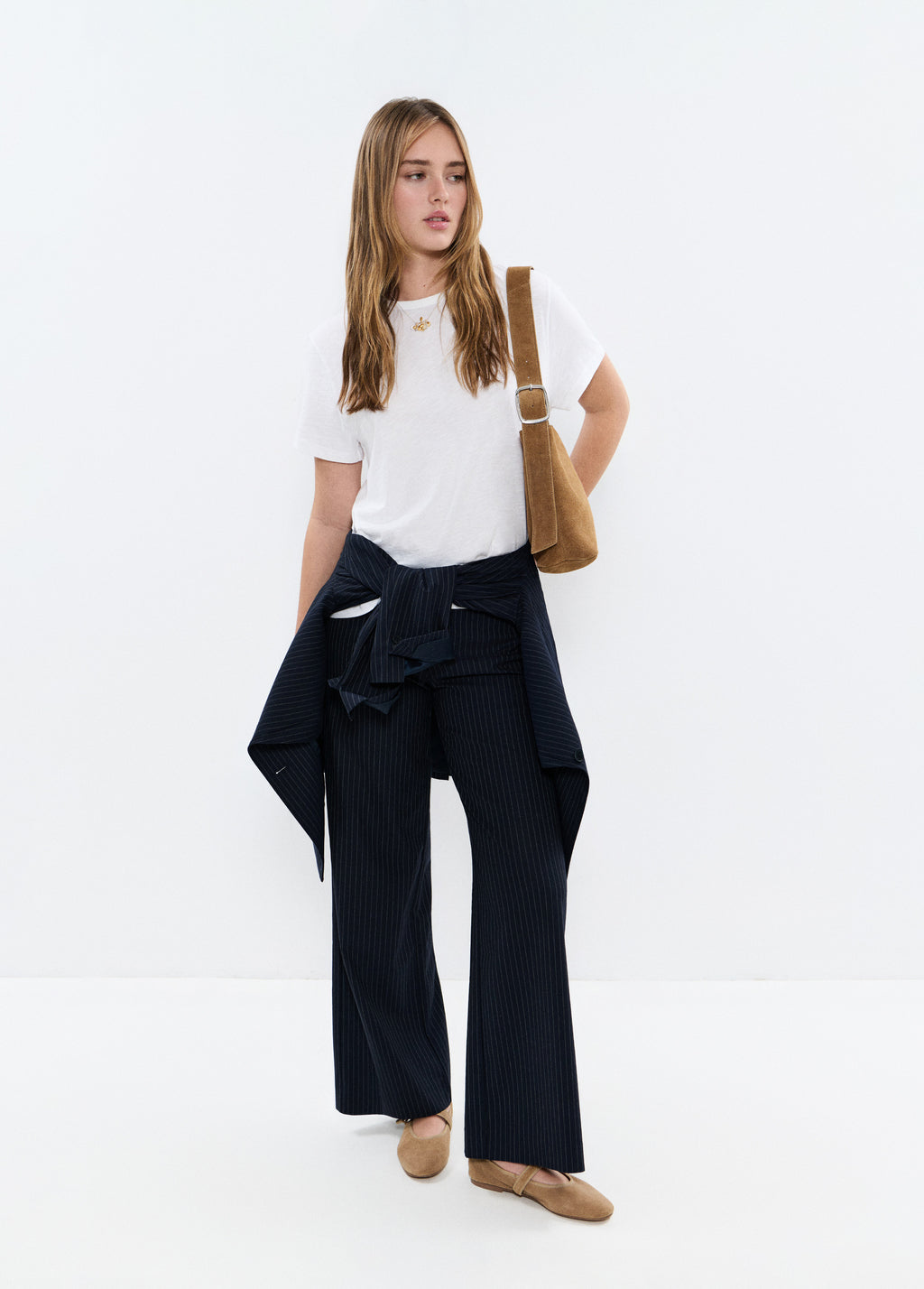 Leather handle bucket bag
