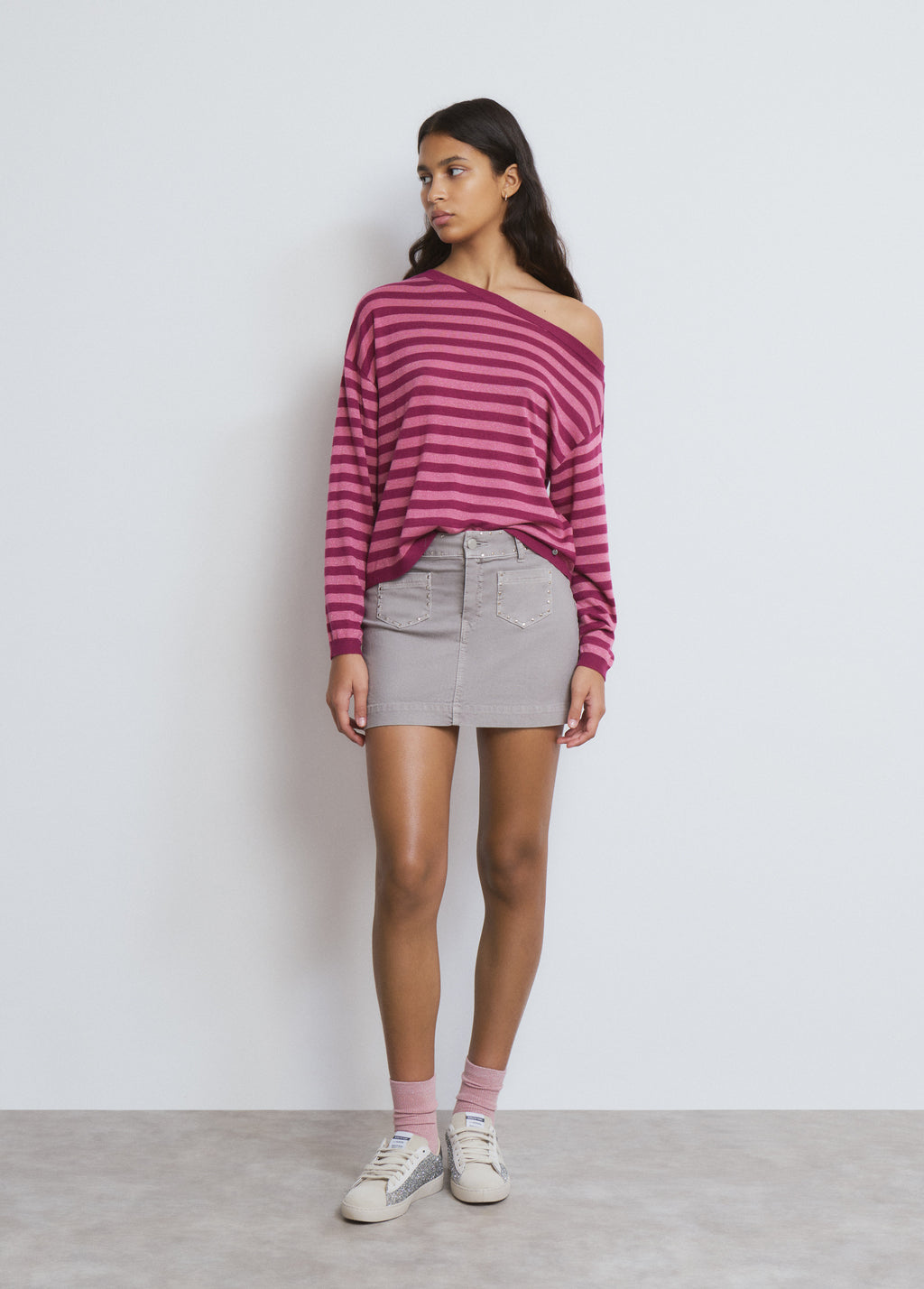 Wide waist skirt