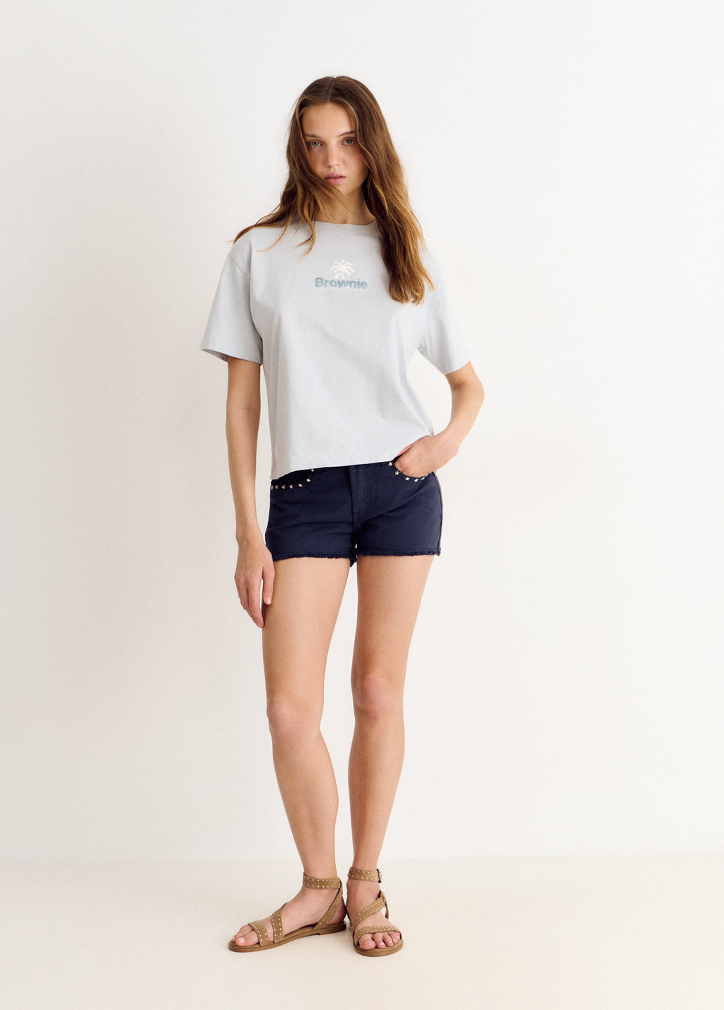 Short tachas estrellas