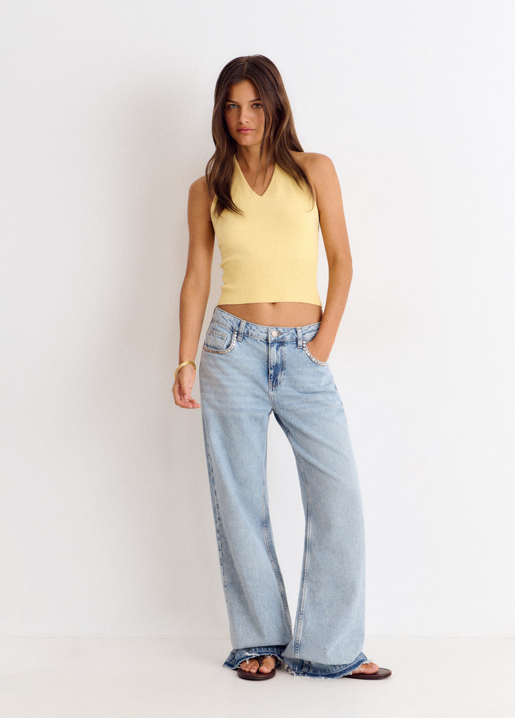 Top halter all’uncinetto