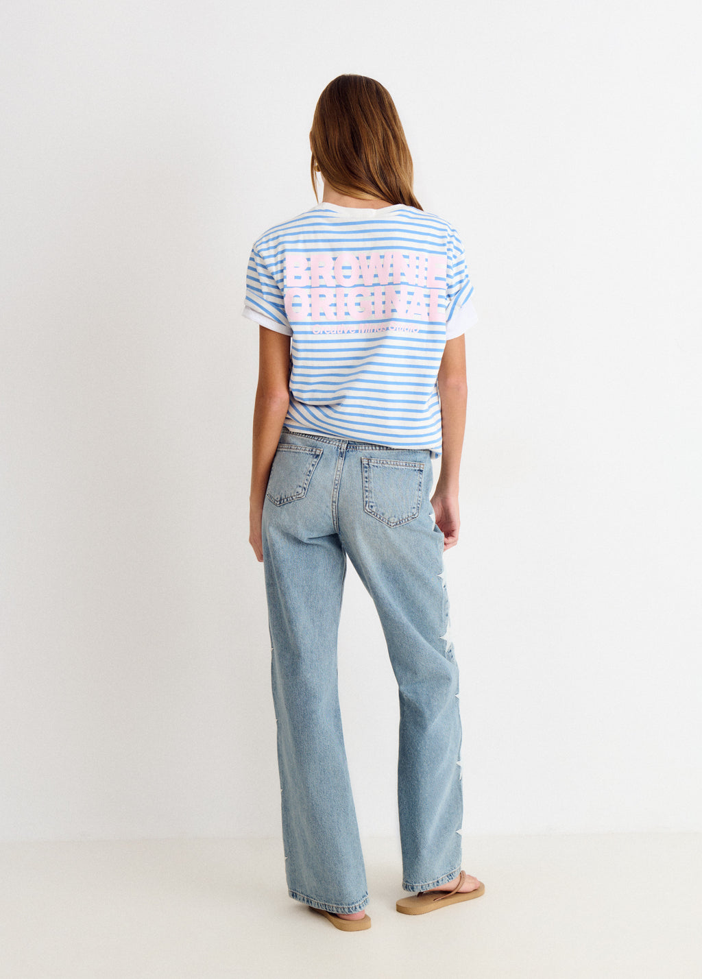 Jeans com estrelas na lateral