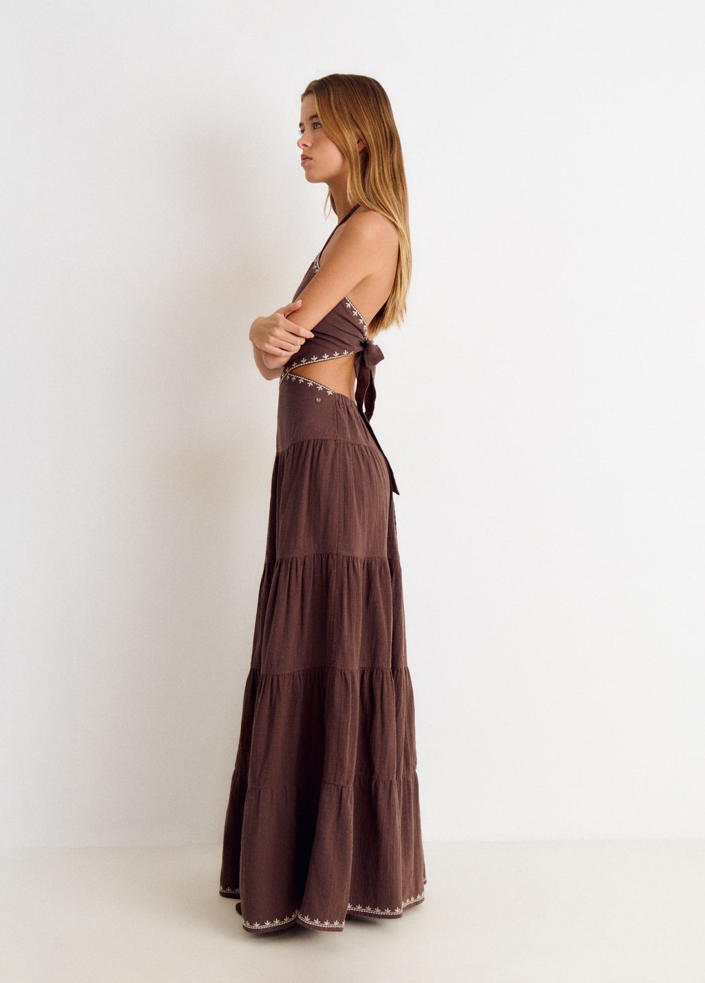 Long dress with cut-out detail