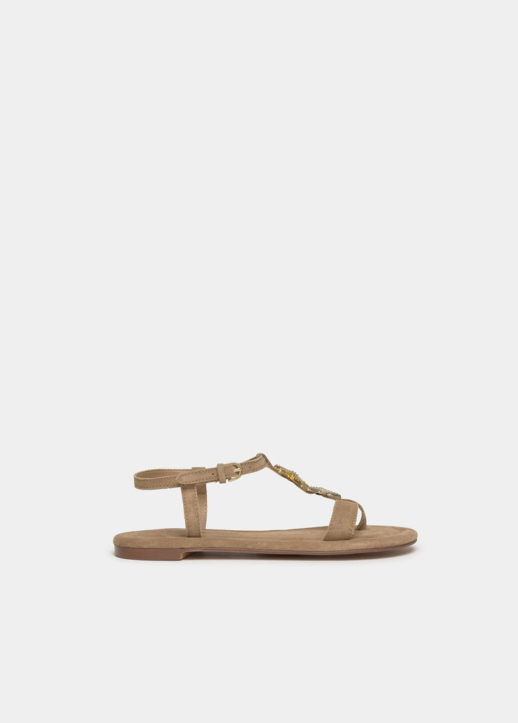 Flat sandals with starfish