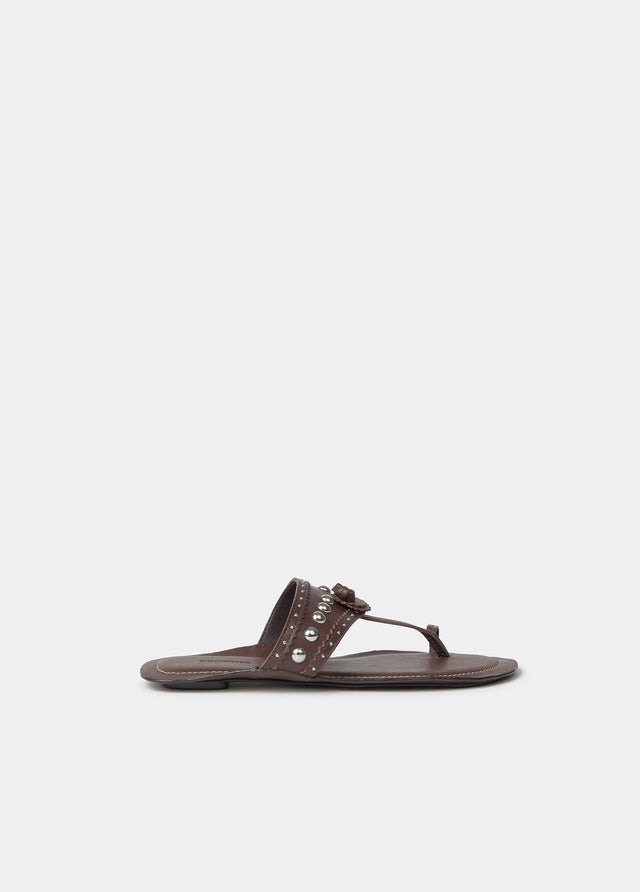 Flat stud sandals