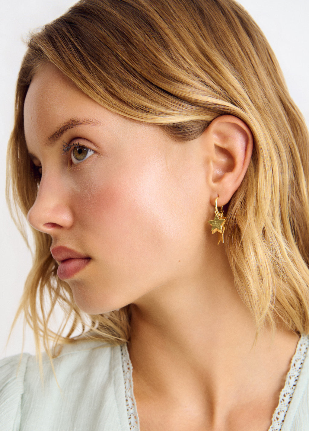 Boucles d'oreilles anneau étoiles