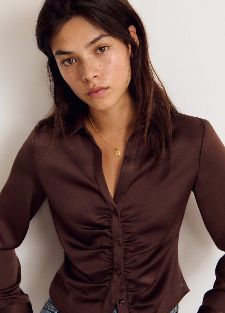Brownie pendant necklace