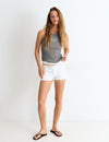 Short mini con bolsillos tapeta