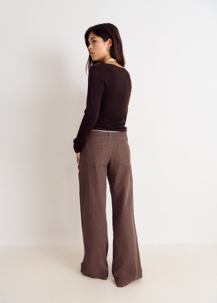 Wide-waist trousers