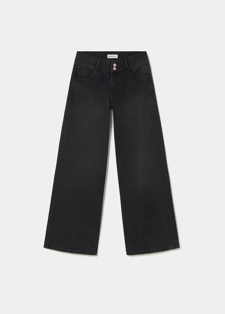 Wide-waist jeans