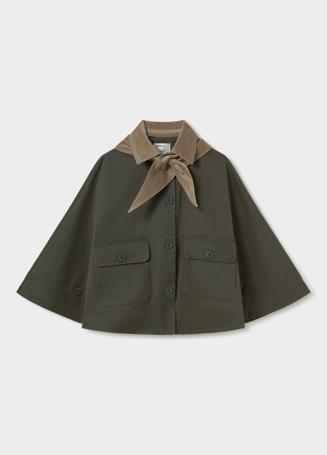 Short waxed cape