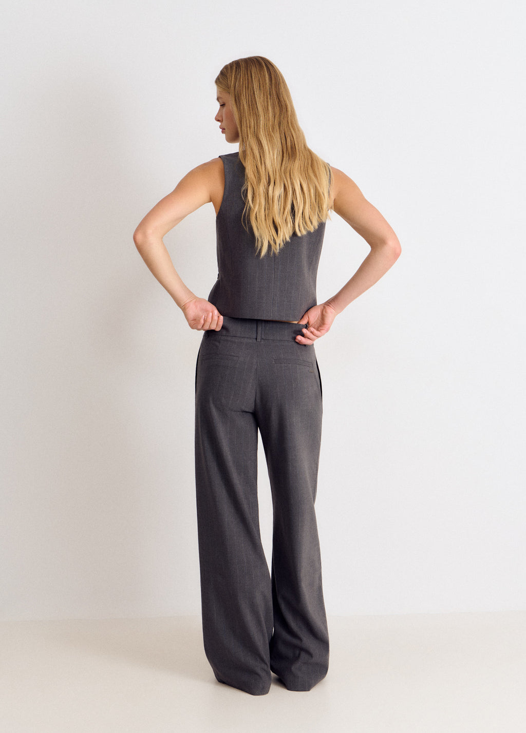 Pantalón wide leg