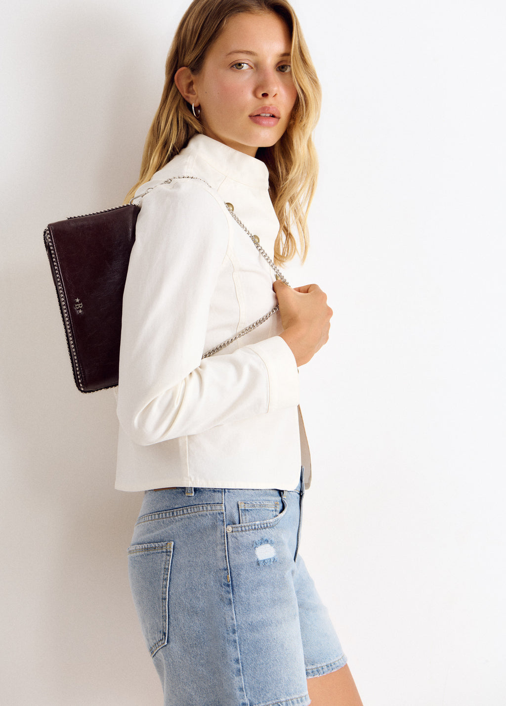 Bolso pequeño solapa bolitas