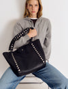 Bolso shopper tachas