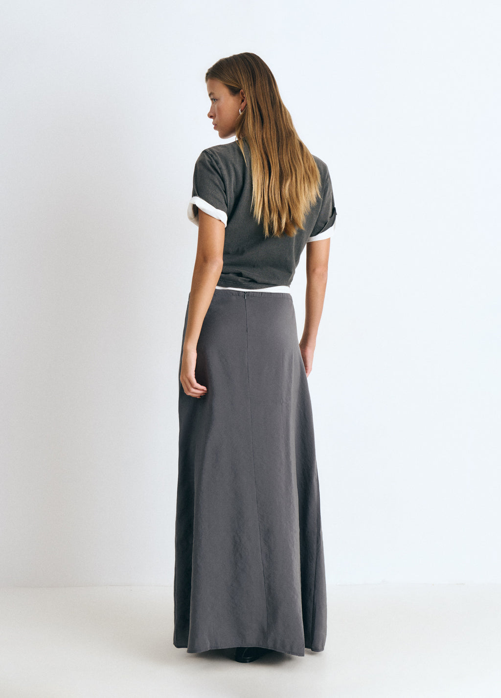 Long skirt made of cupro fabric