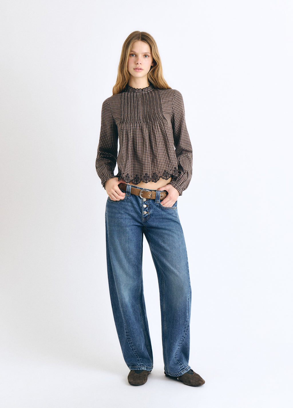 Blouse met ruitjes en geborduurde zoom