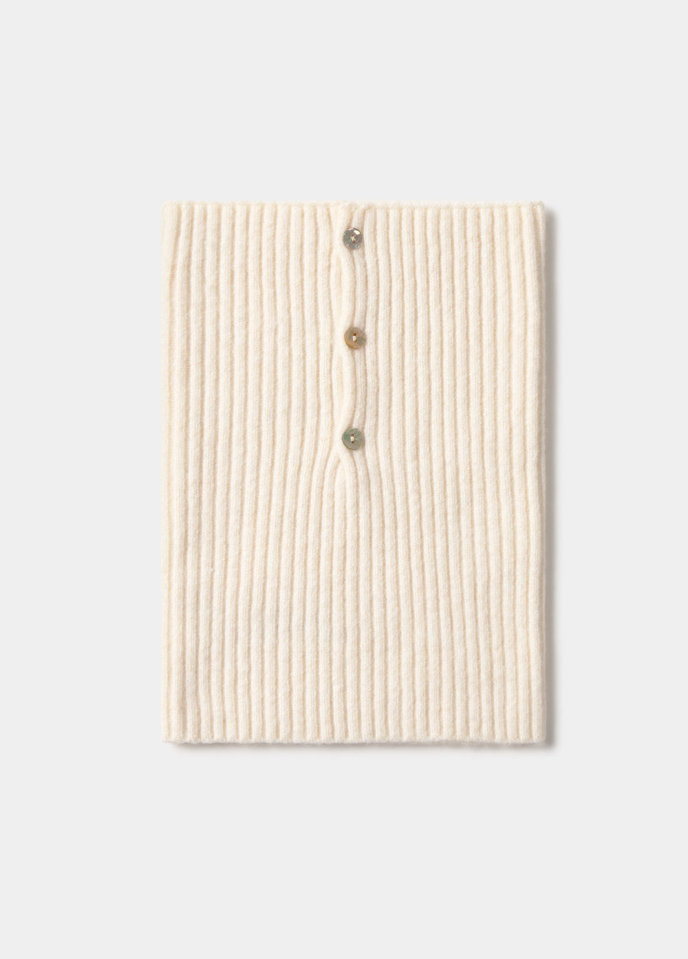 Ribbed knit collar