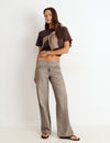 Jeans met brede tailleband en studs