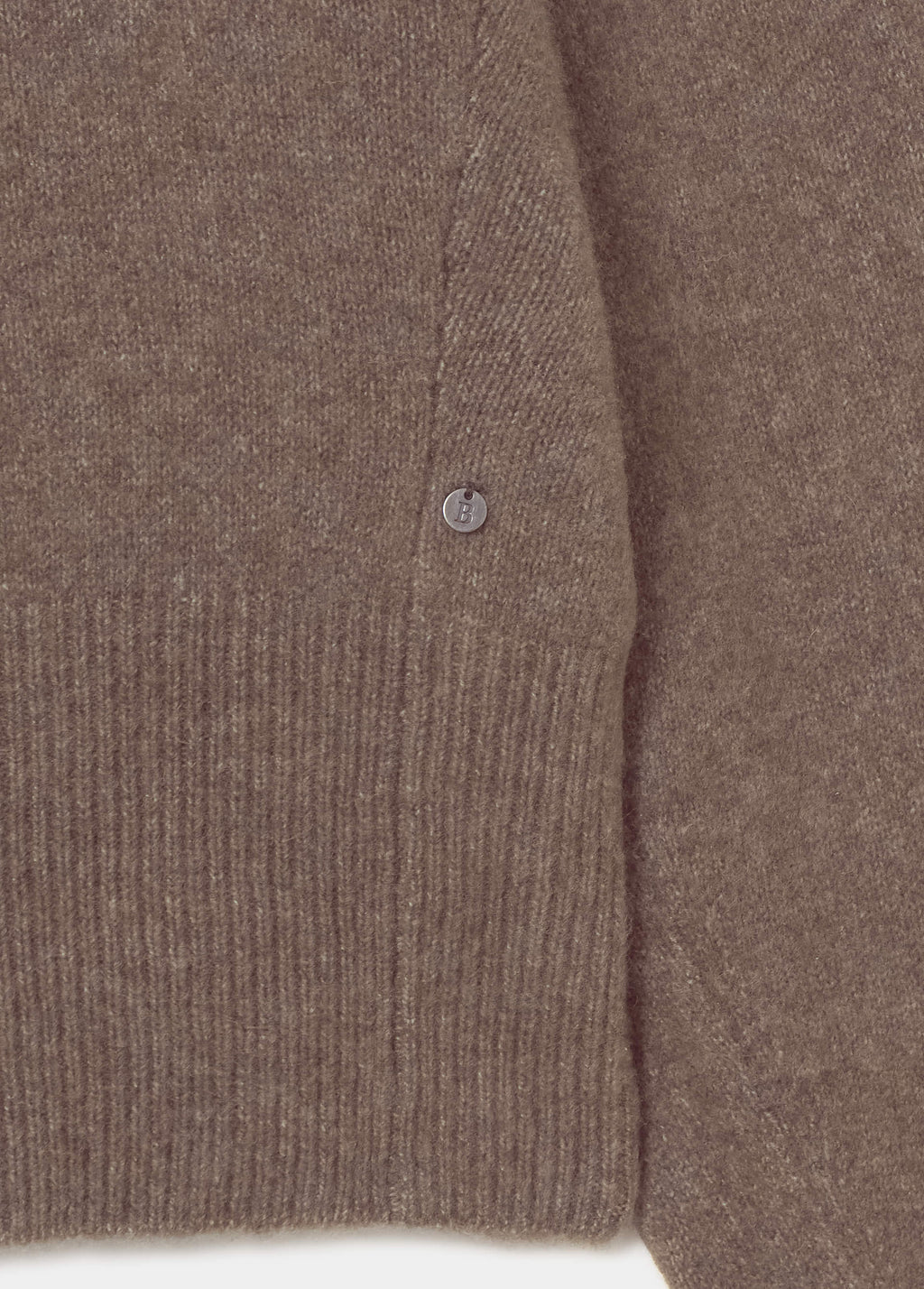 Ribbed wide-sleeve sweater
