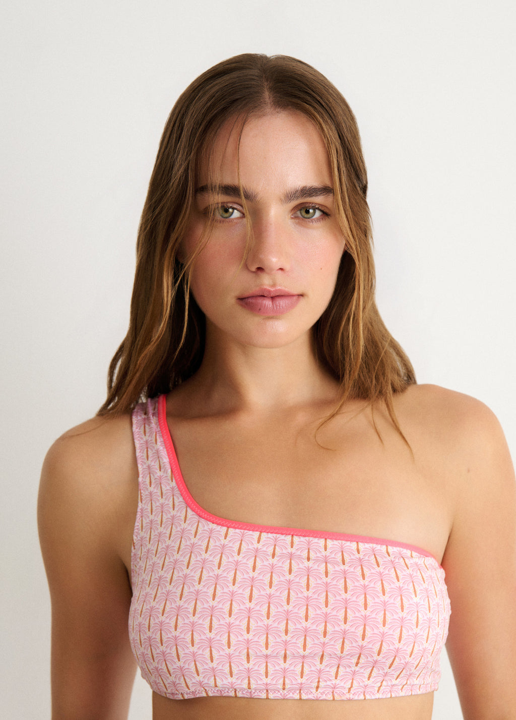 Asymmetrisches Bikini-Top mit Palmen