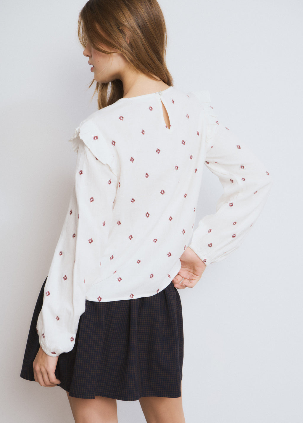 Double-layer blouse with embroidery