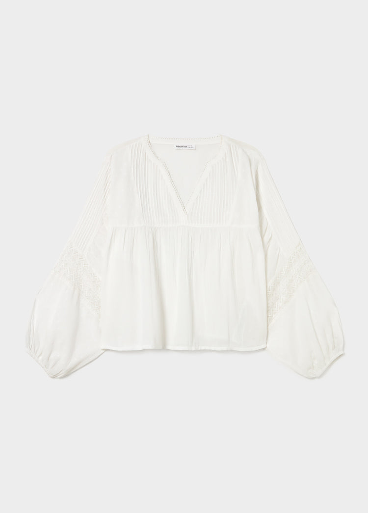Romantic long sleeve blouse