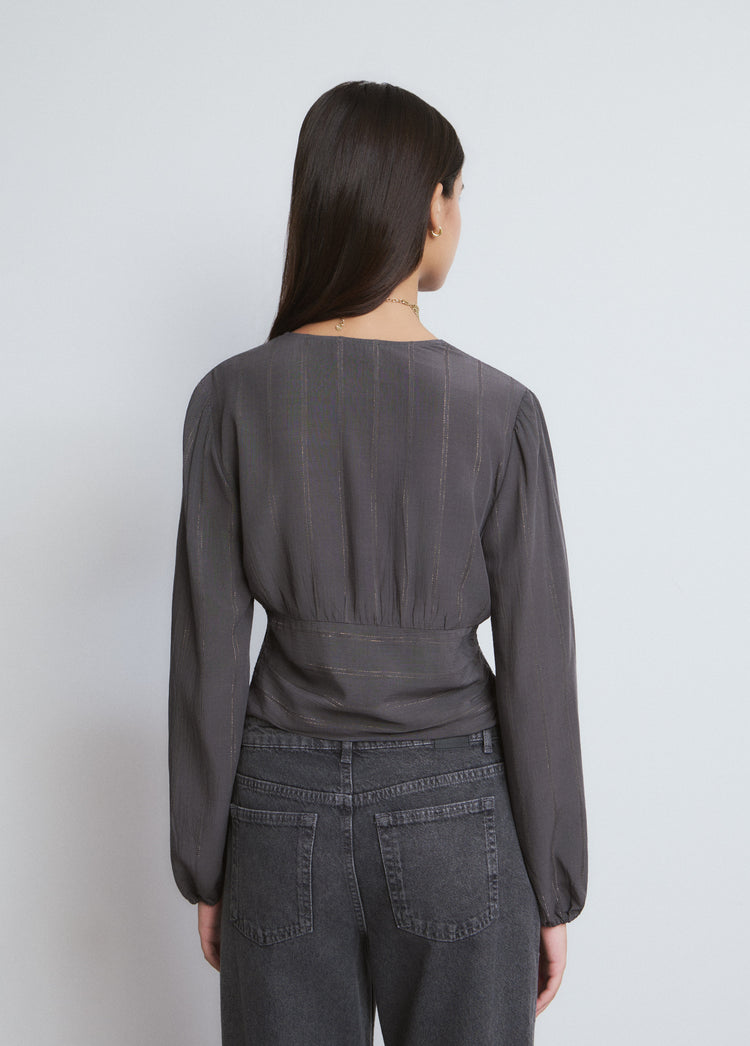 Blusa con volant
