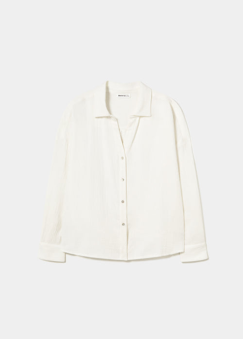 Double-layer V-neck shirt