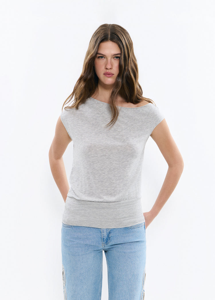 T-shirt a vita aderente