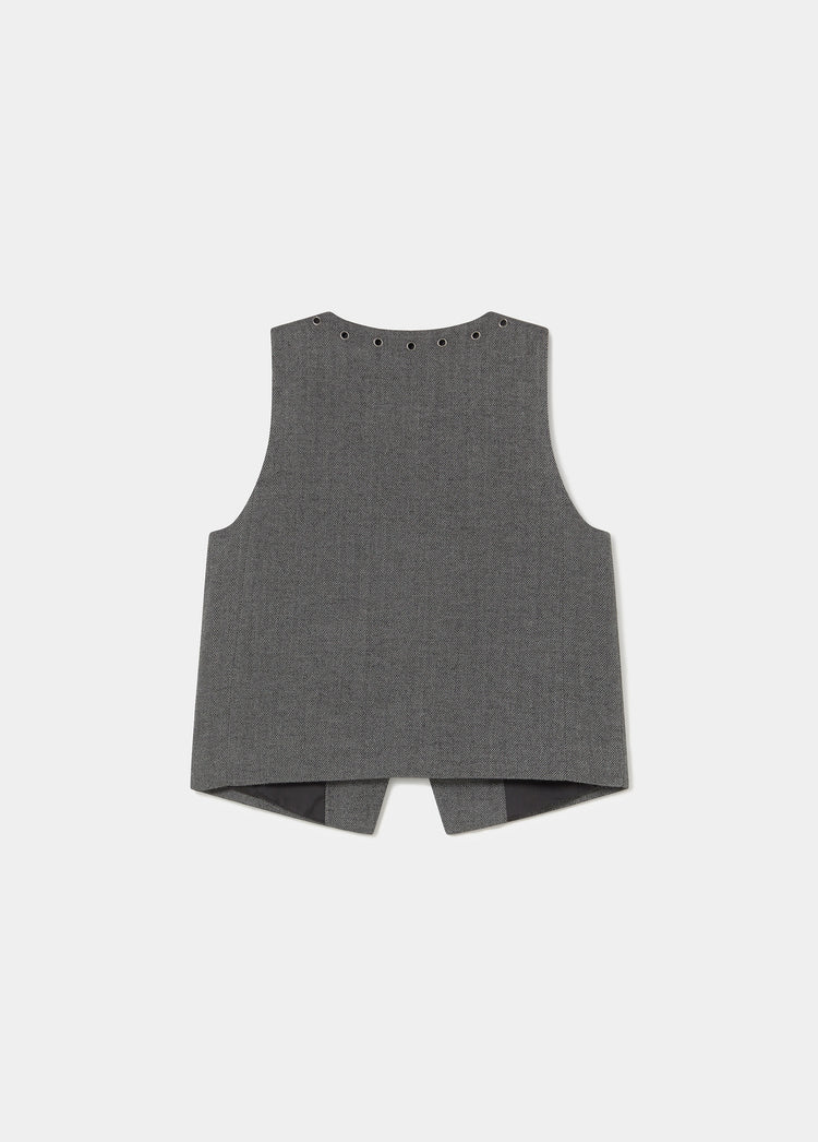 Crossed eyelet vest