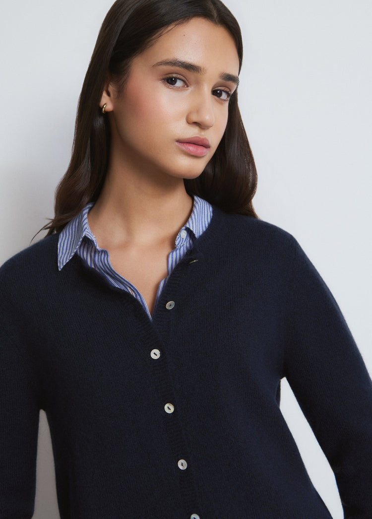 Basic knit jacket with buttons
