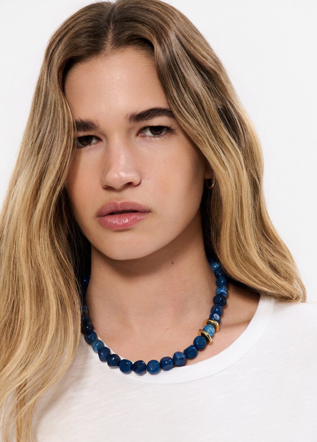 Irregular bead necklace