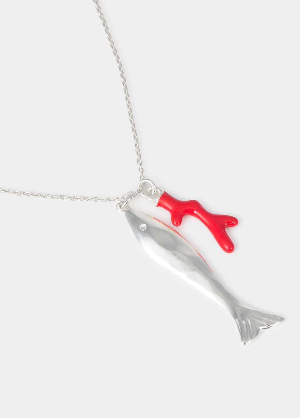 Fish pendant necklace