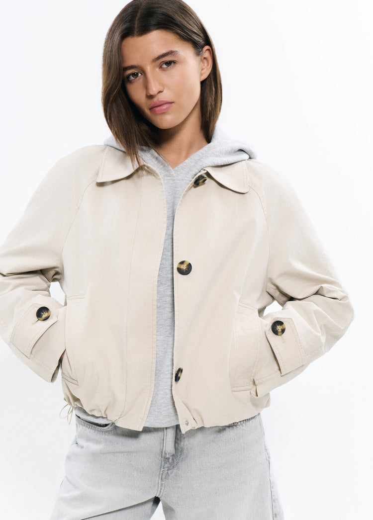 Puffed trench coat