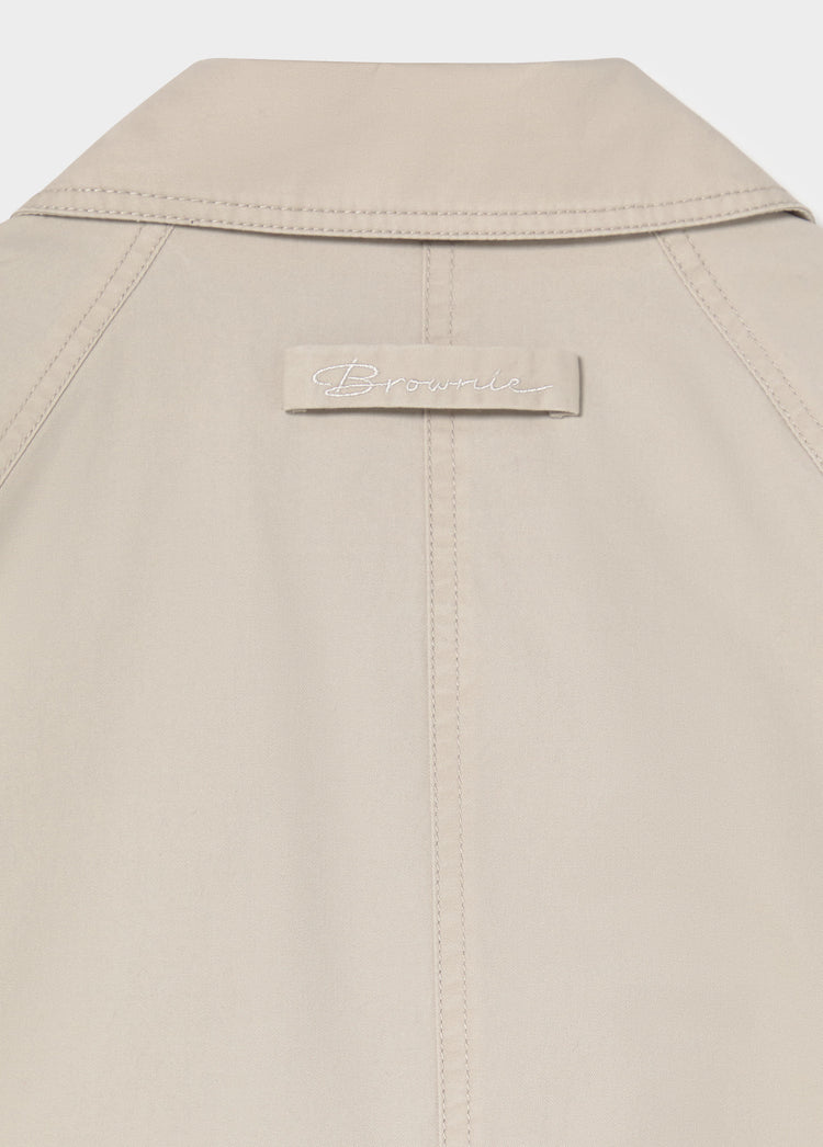 Puffed trench coat