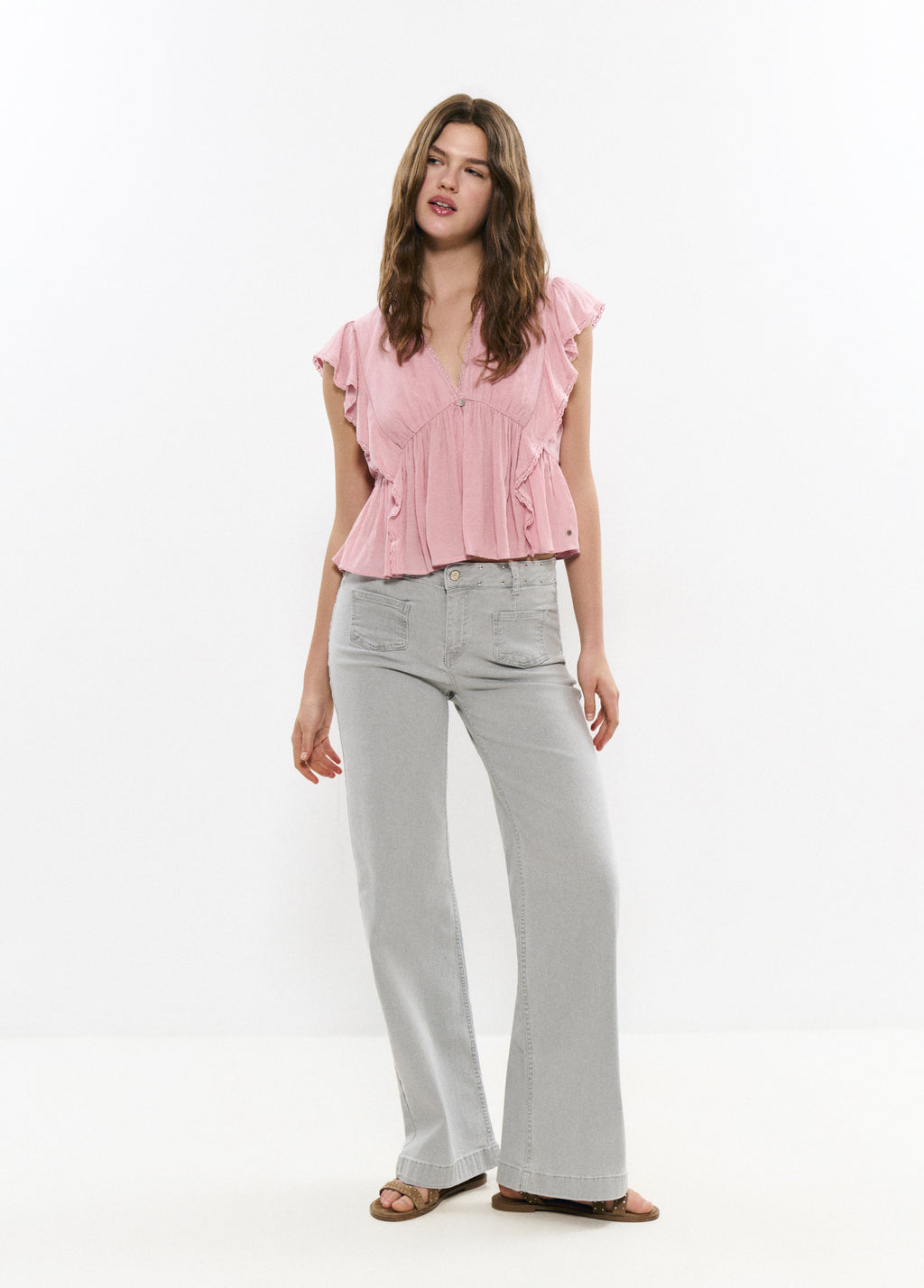 Star patch pocket jeans