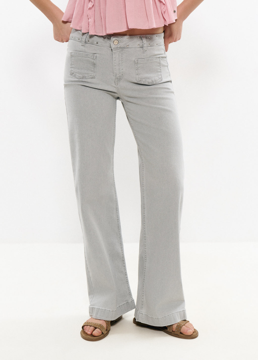 Star patch pocket jeans