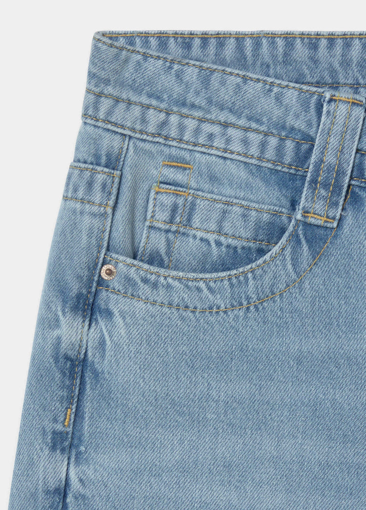 Relaxed low-rise jeans