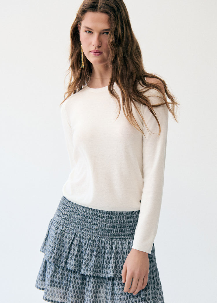 Shoulder cut-out sequin sweater