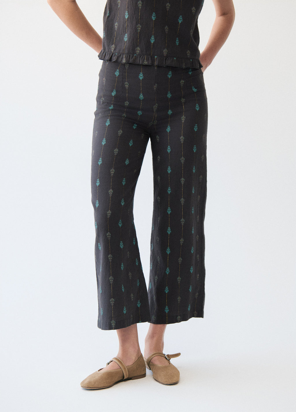 Dobby pants