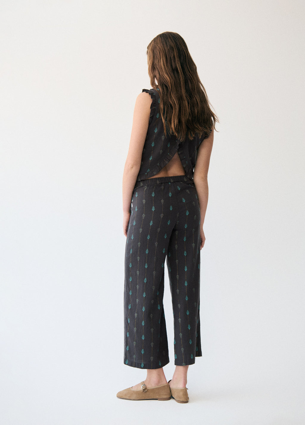 Dobby pants
